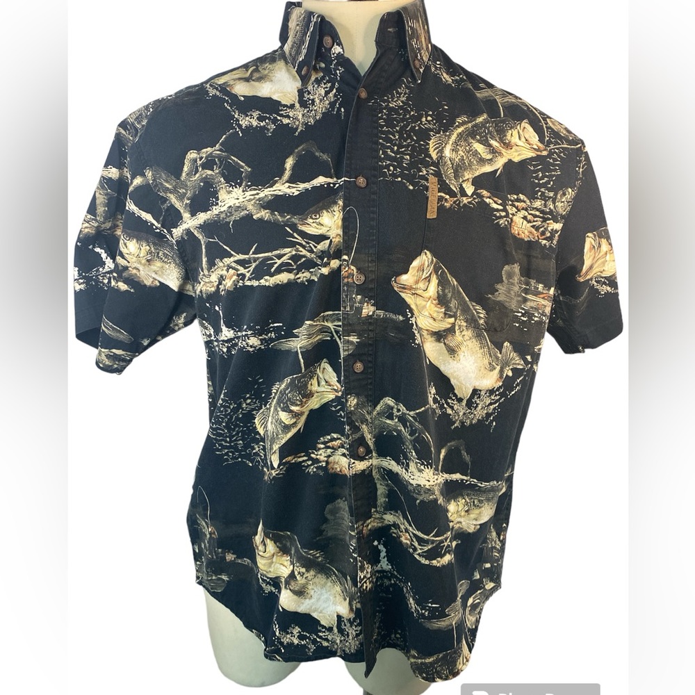 Magellan Sportswear Short Sleeve Button Up Shirt Men’s Large
